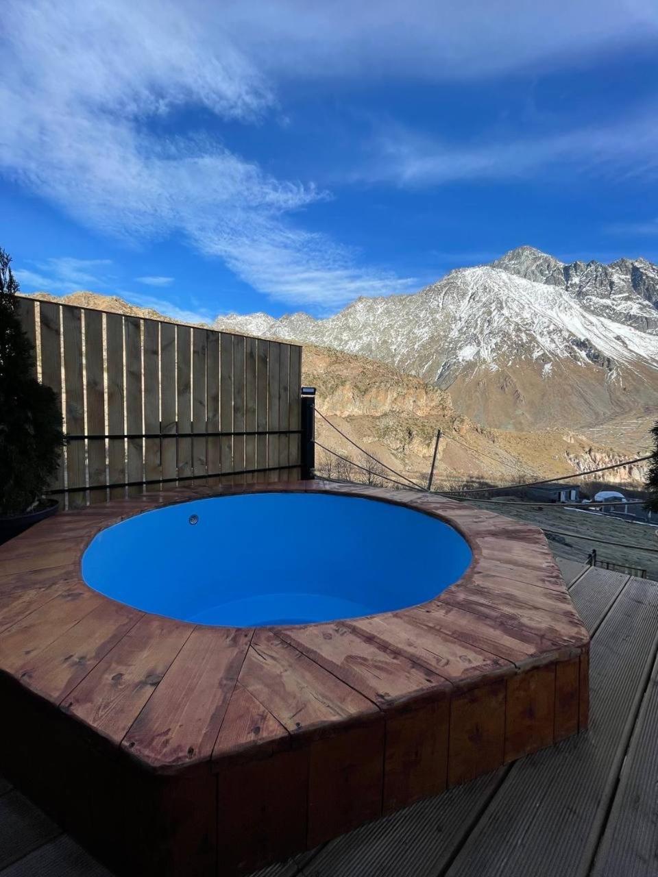 Gabua Glamping Villa Kazbegi Eksteriør bilde