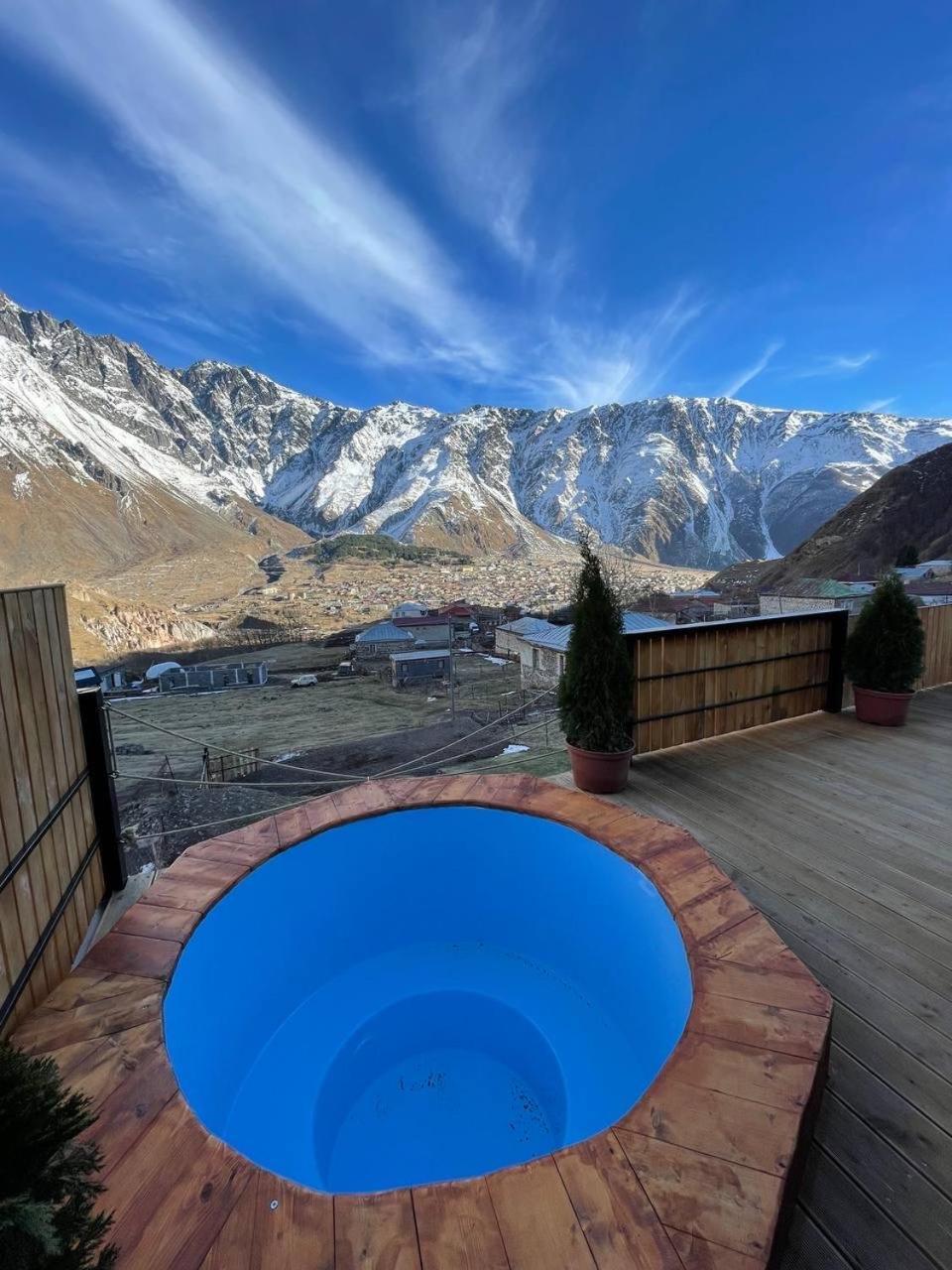 Gabua Glamping Villa Kazbegi Eksteriør bilde