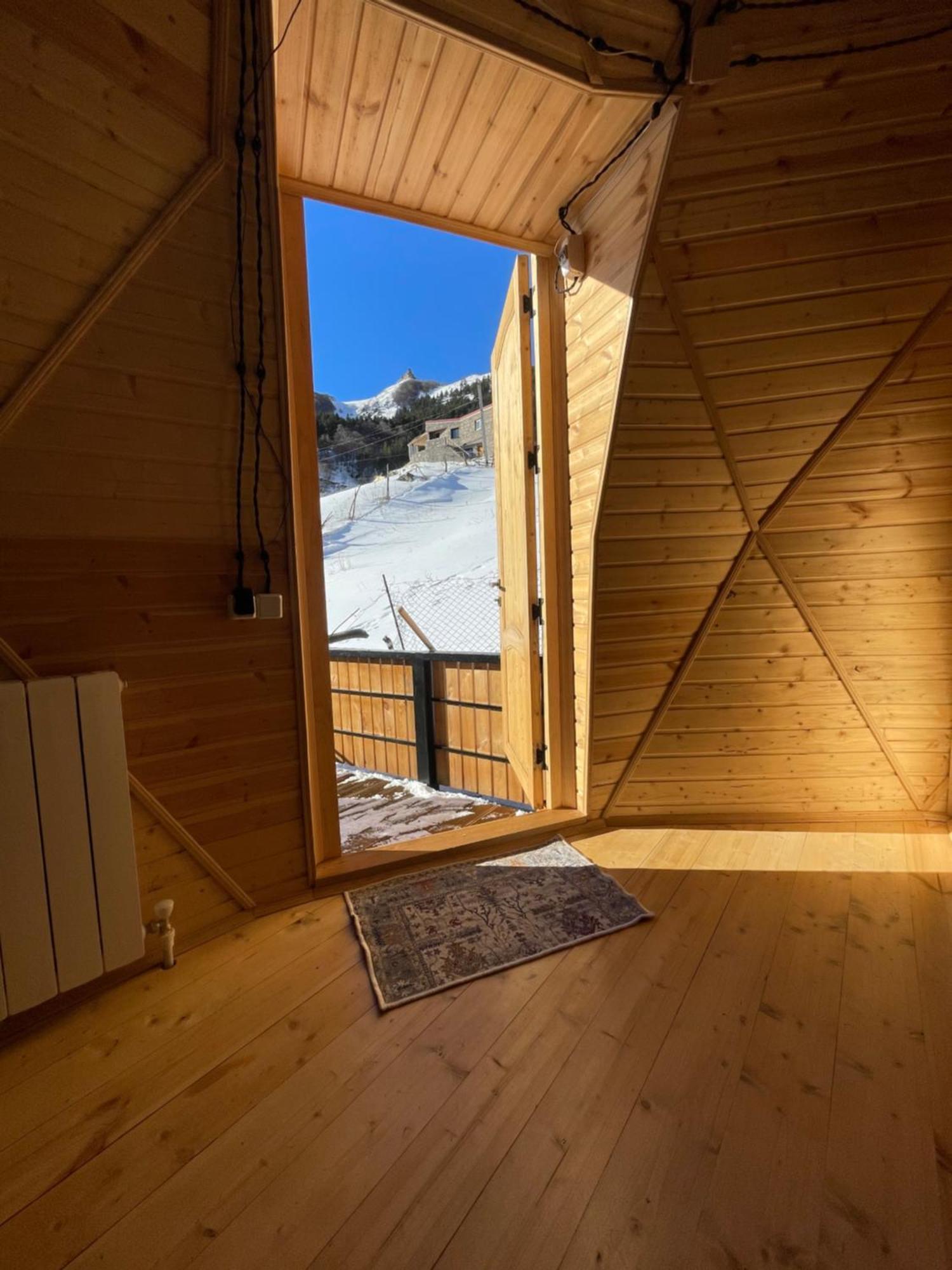 Gabua Glamping Villa Kazbegi Eksteriør bilde