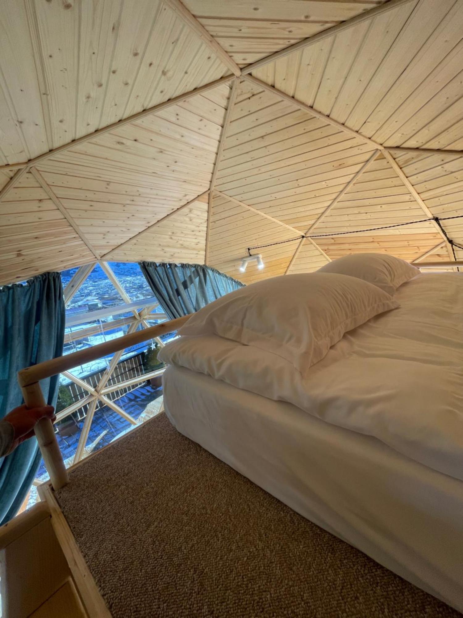 Gabua Glamping Villa Kazbegi Eksteriør bilde