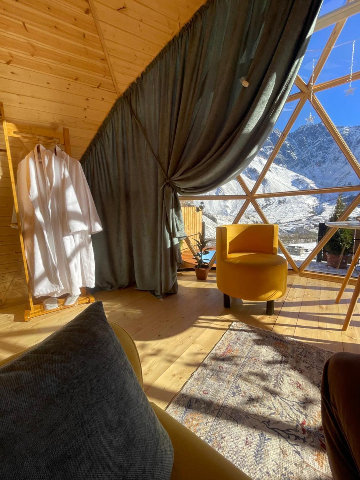 Gabua Glamping Villa Kazbegi Eksteriør bilde
