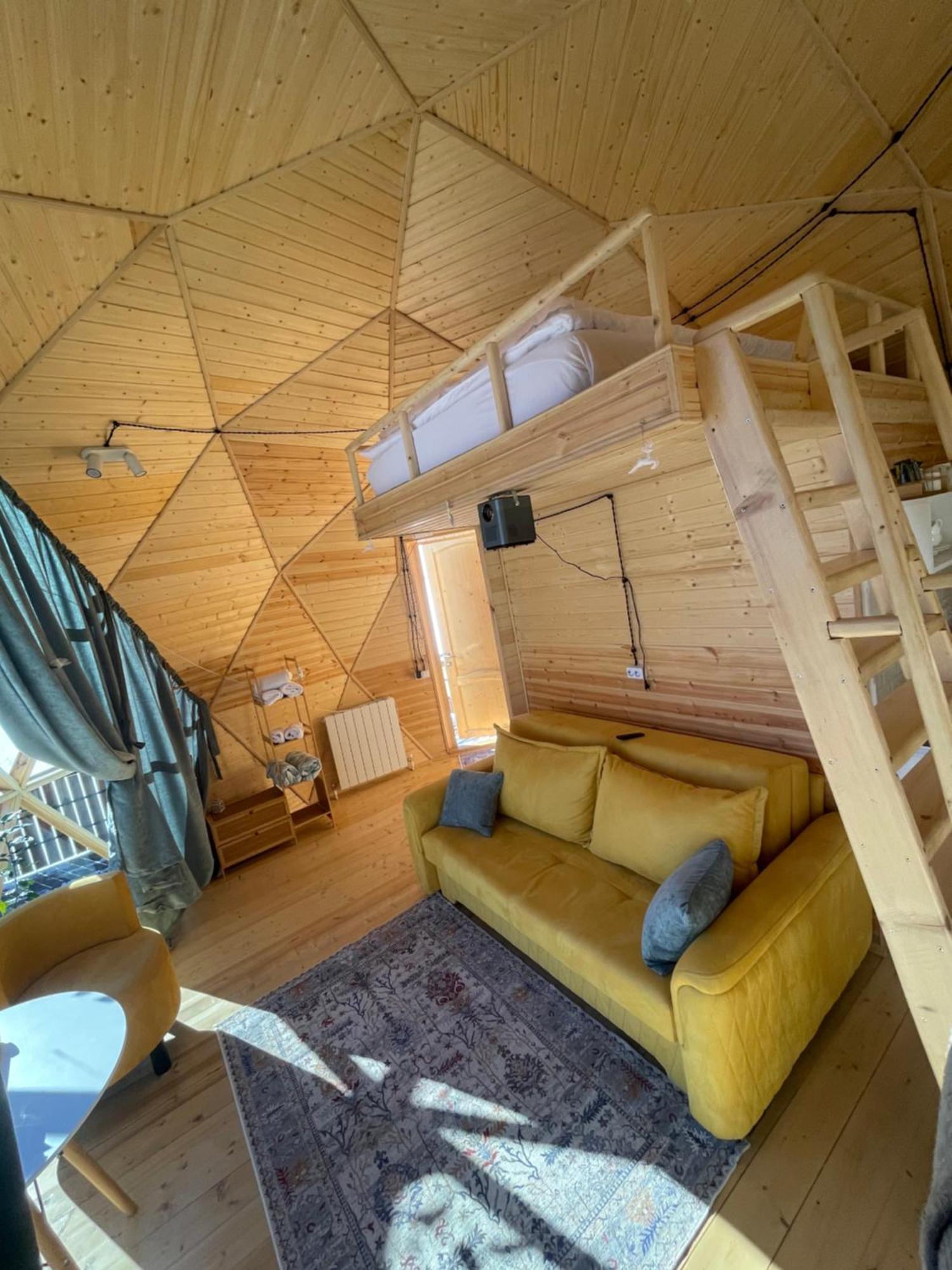 Gabua Glamping Villa Kazbegi Eksteriør bilde