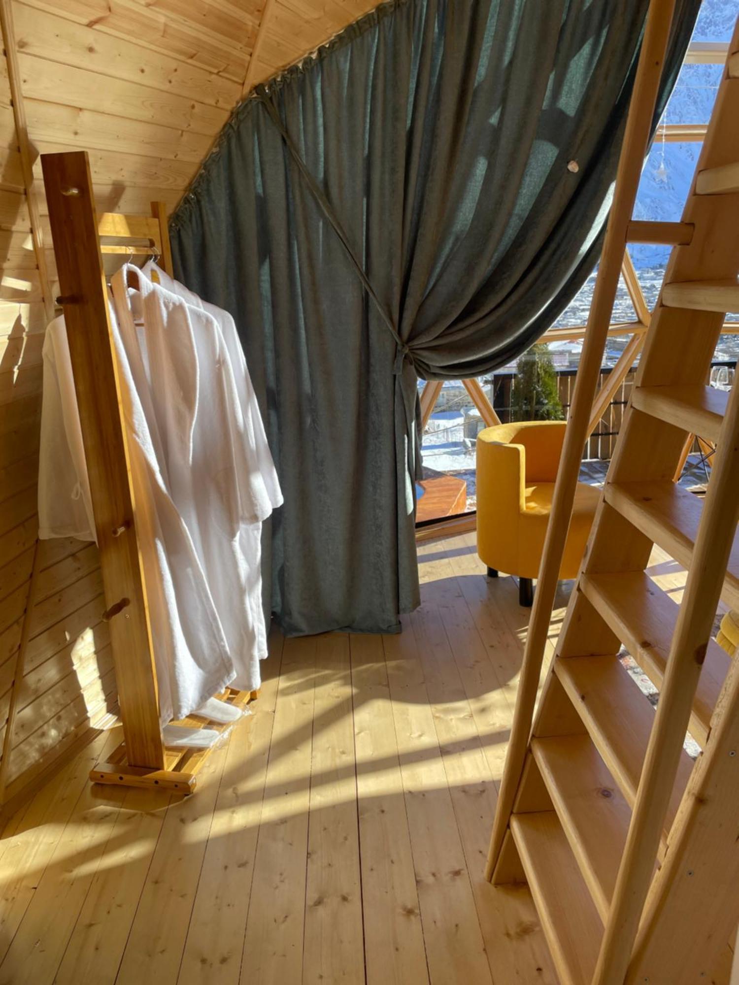 Gabua Glamping Villa Kazbegi Eksteriør bilde