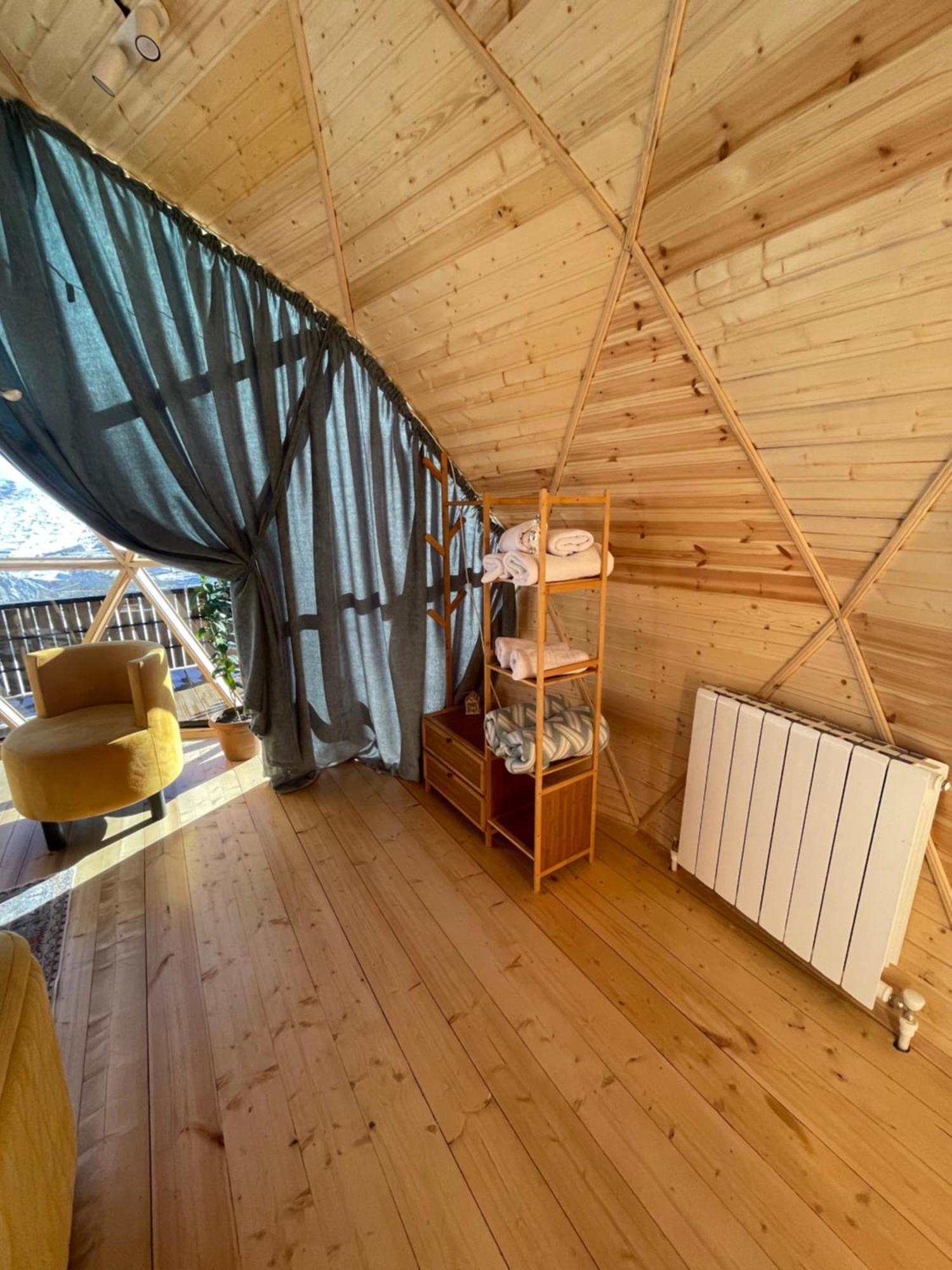 Gabua Glamping Villa Kazbegi Eksteriør bilde