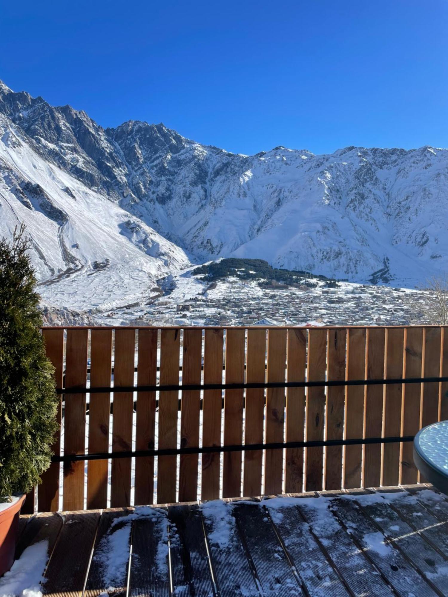 Gabua Glamping Villa Kazbegi Eksteriør bilde