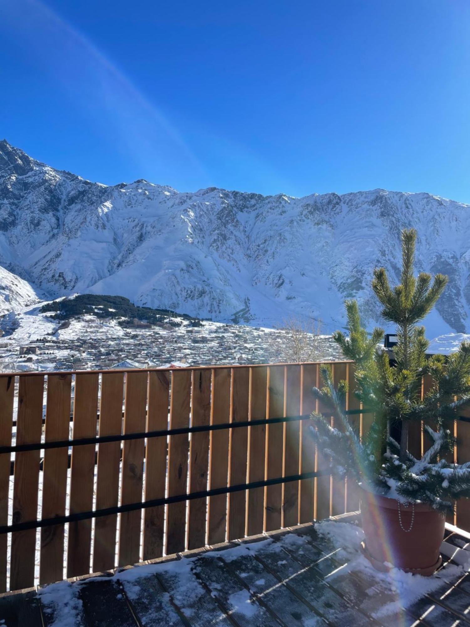 Gabua Glamping Villa Kazbegi Eksteriør bilde
